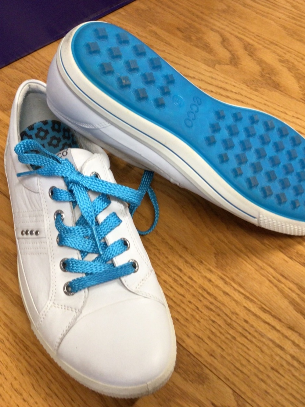 Ecco size 39 golf shoes